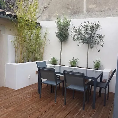 Nyaraló Maison Vue Cite 2 *