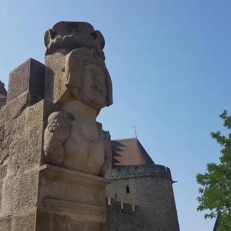 Hébergement de vacances Maison Vue Cité 2 *